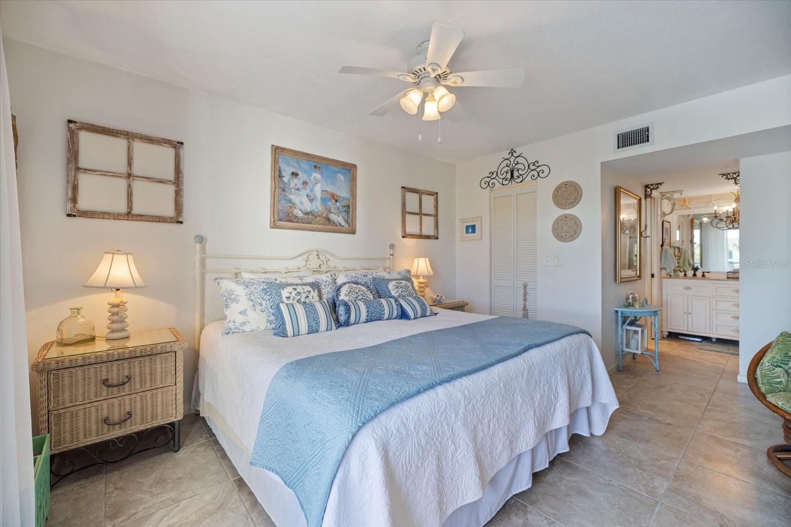 BIRD BAY II - Residential