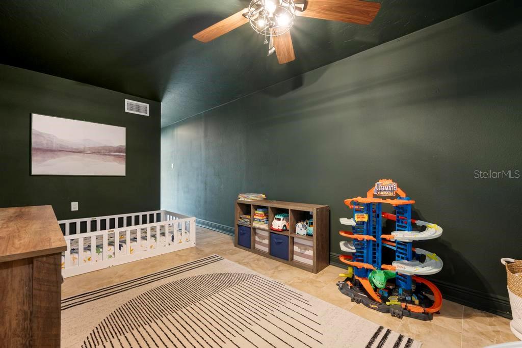 SOUTH VENICE - Residential