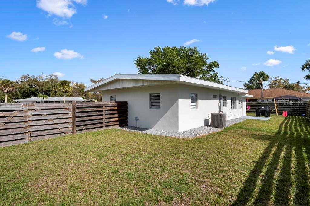 SOUTH VENICE - Residential