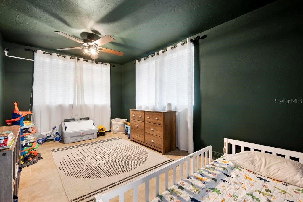 SOUTH VENICE - Residential