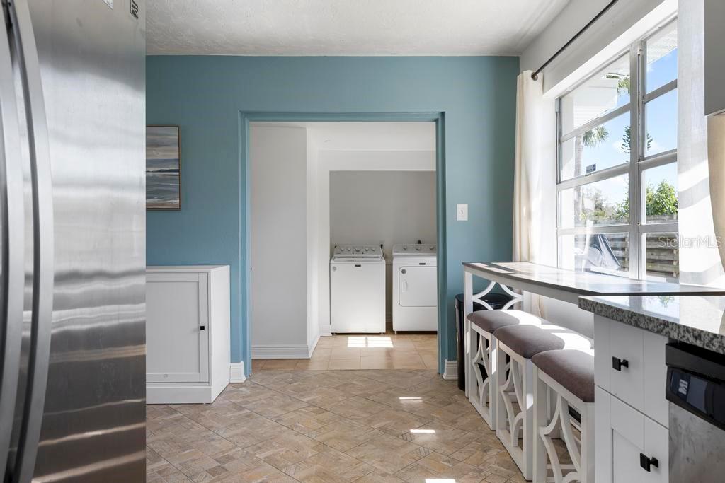 SOUTH VENICE - Residential