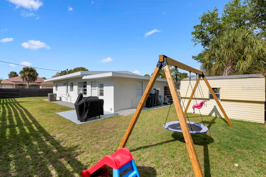 SOUTH VENICE - Residential