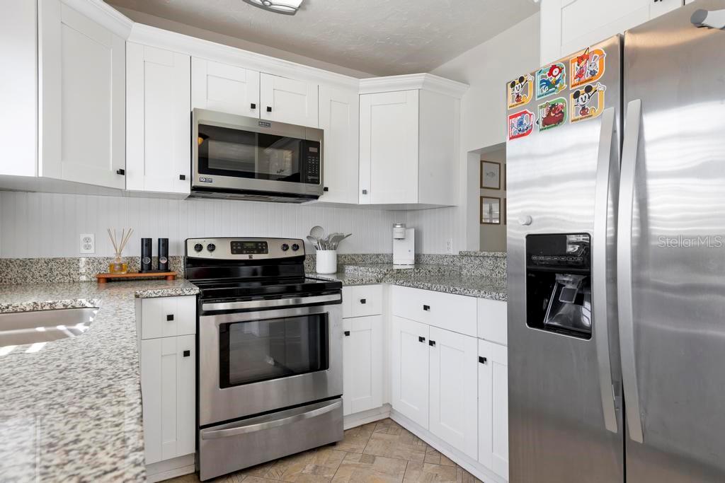 SOUTH VENICE - Residential