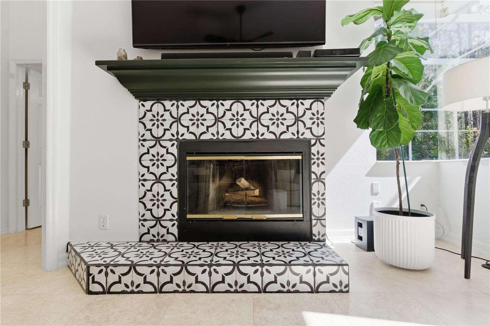 HUNTERS GREEN PRCL 6 - Residential Lease