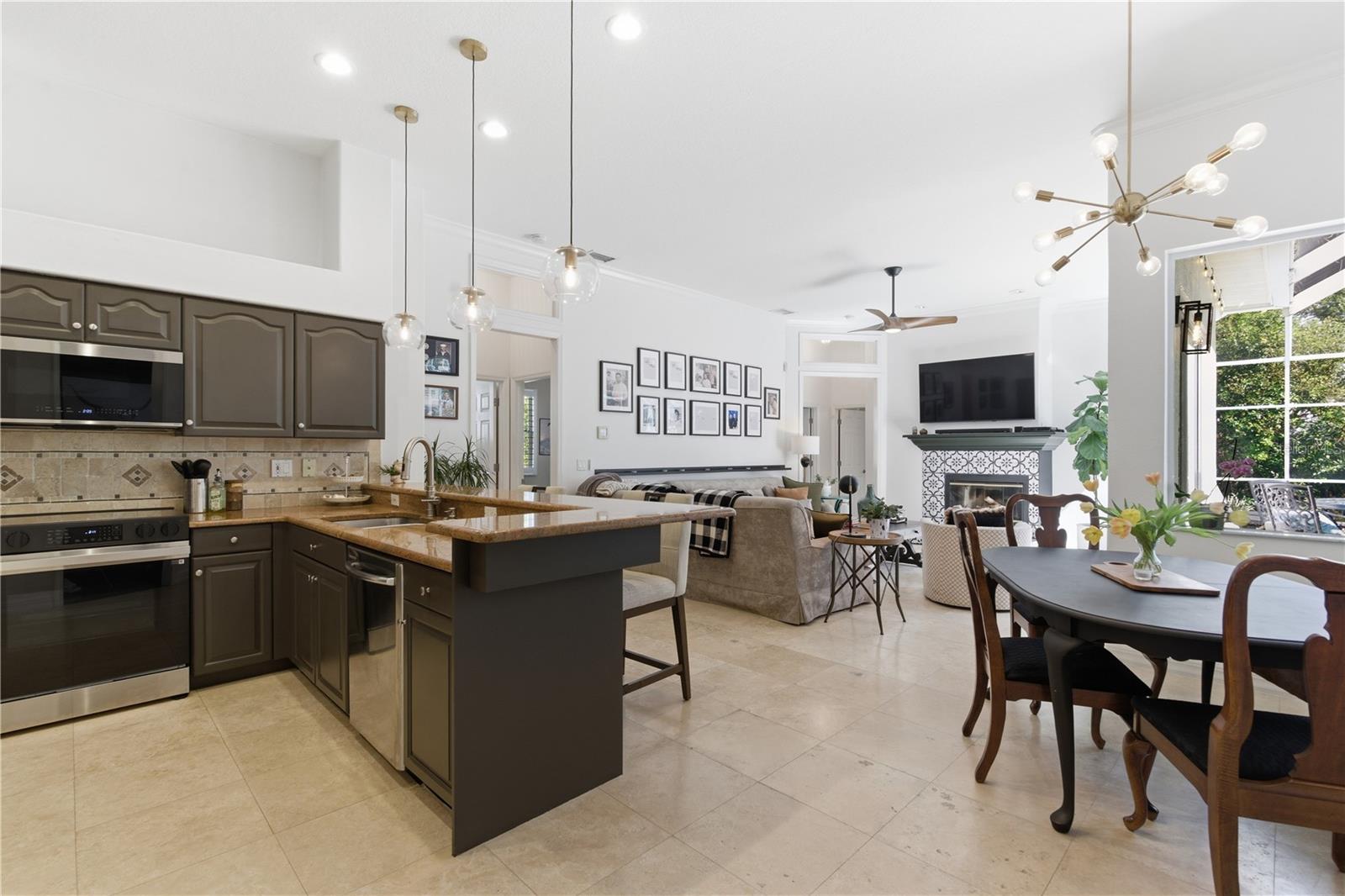 HUNTERS GREEN PRCL 6 - Residential Lease