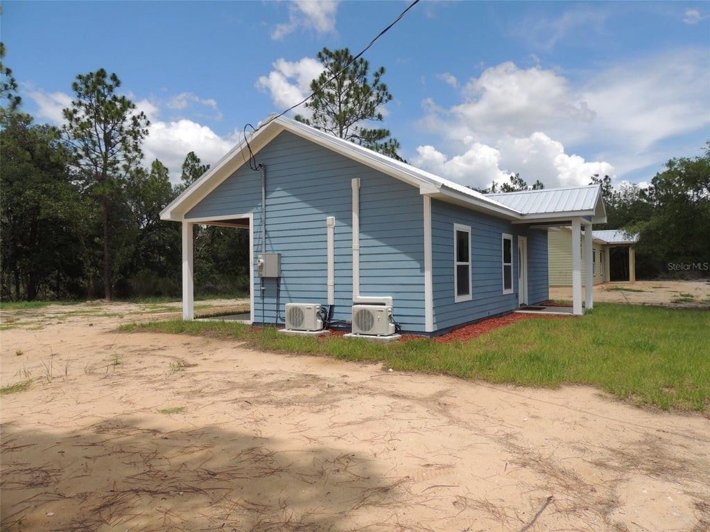 Photo of 13431 NE 51st Street, Williston, FL 32696 (MLS # OM731759)