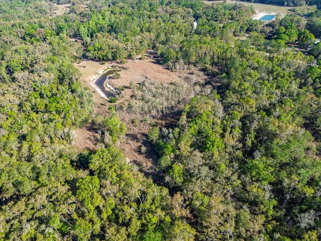 Photo of 957 NE 354th Avenue, Old Town, FL 32680 (MLS # GC542876)