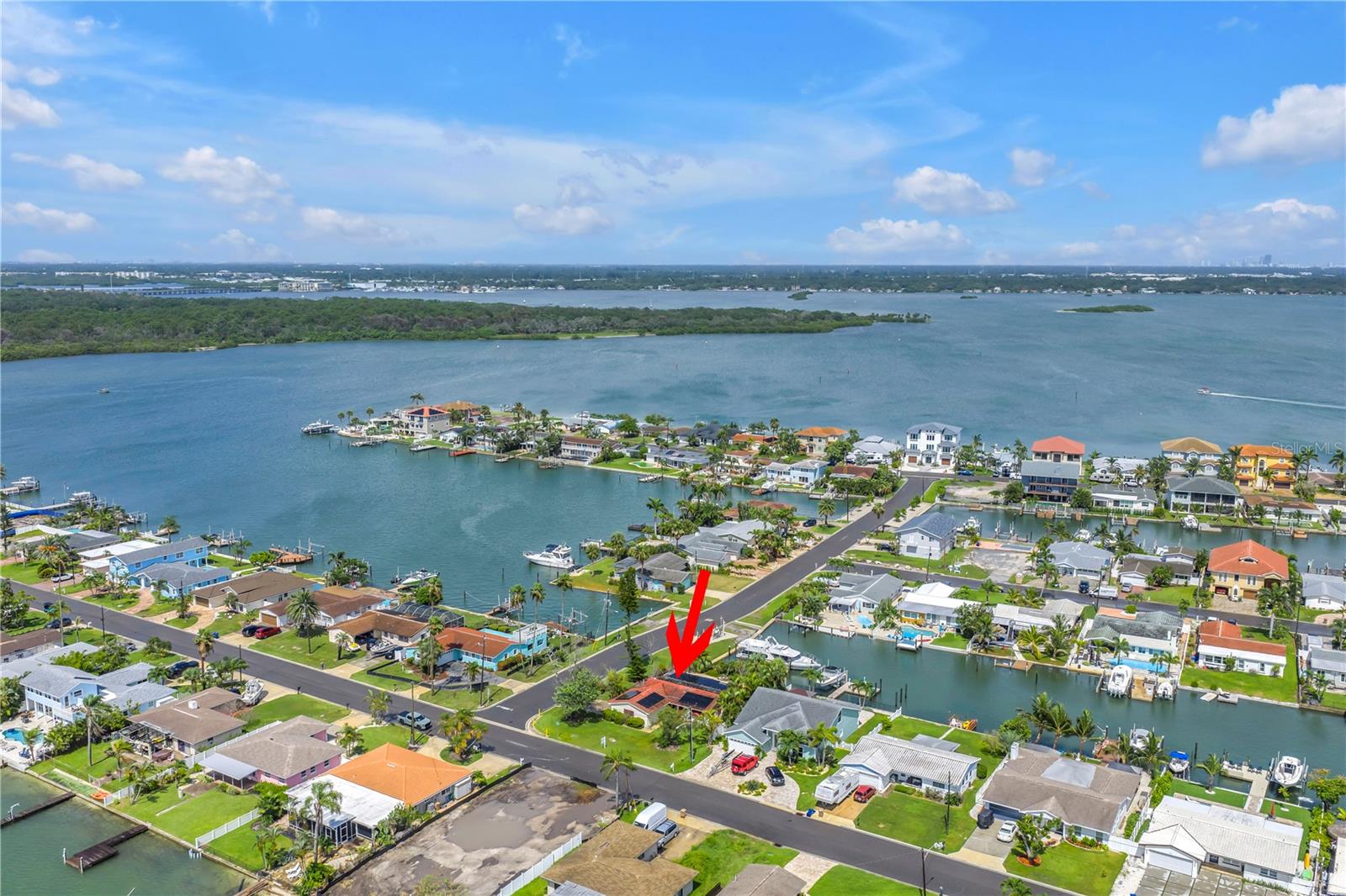 CRYSTAL ISLAND - Residential