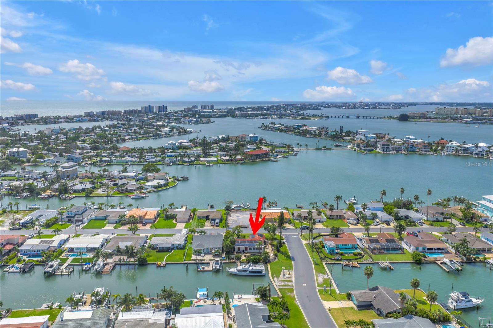 CRYSTAL ISLAND - Residential