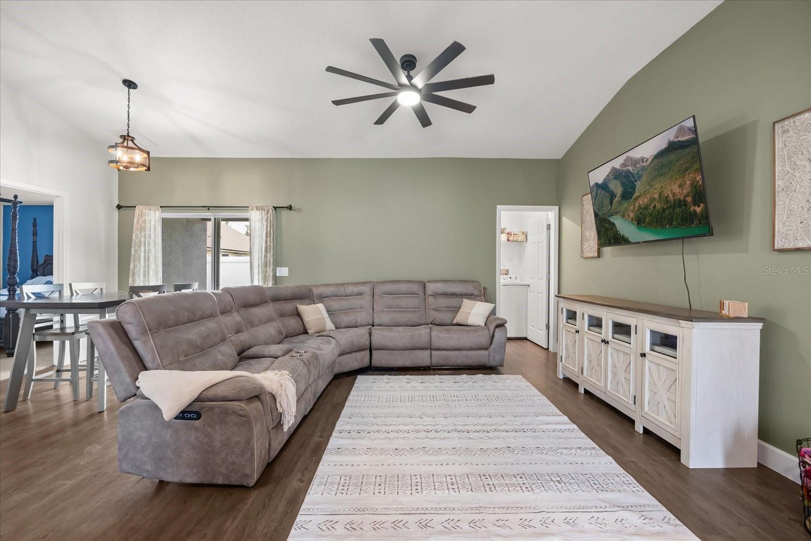 2655 LAUREL ROAD