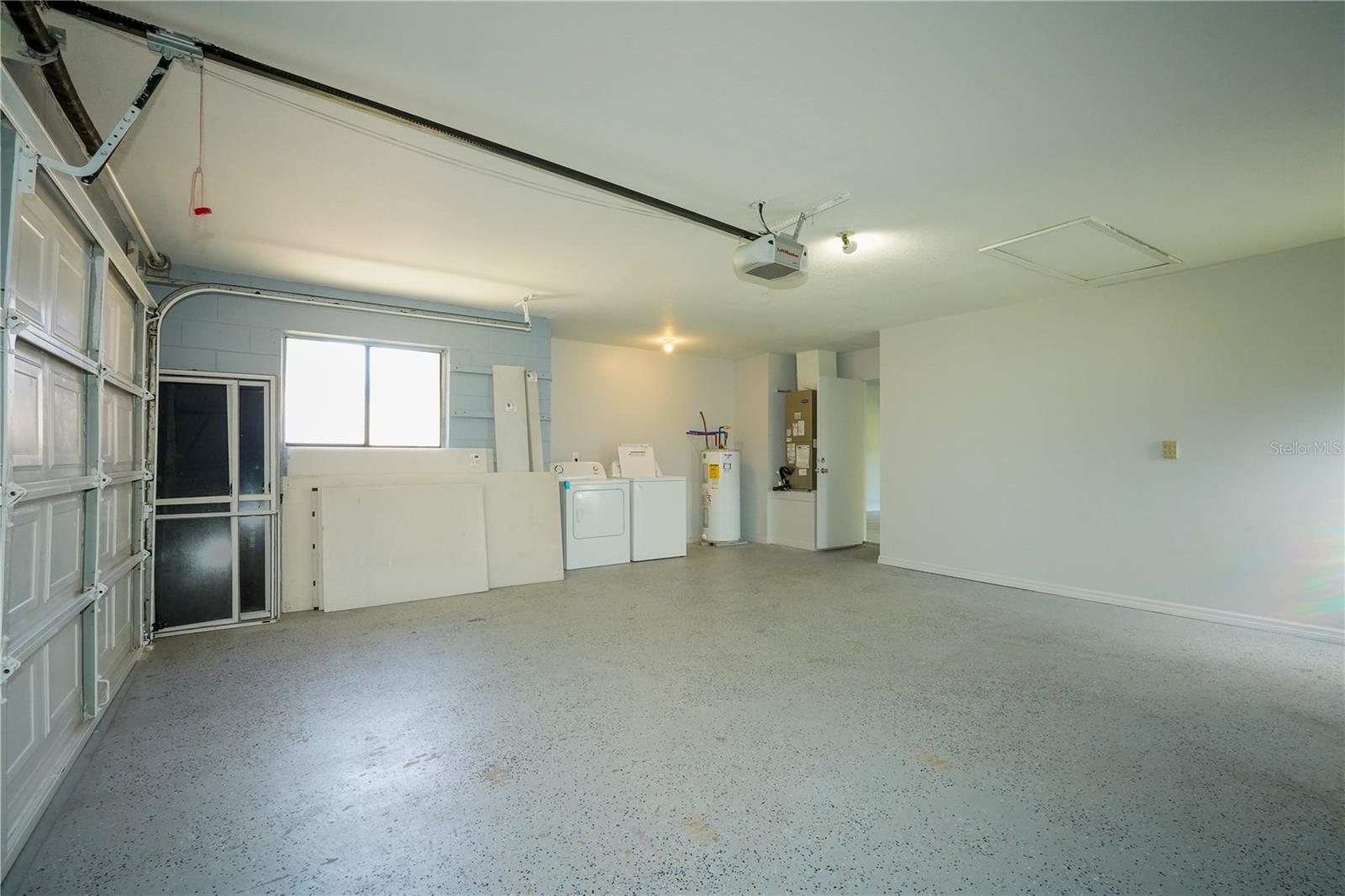 PINERIDGE ESTATES UNIT 3 - Residential