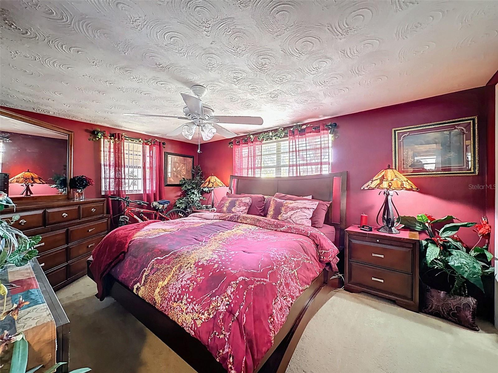 ALOHA GARDENS - Residential