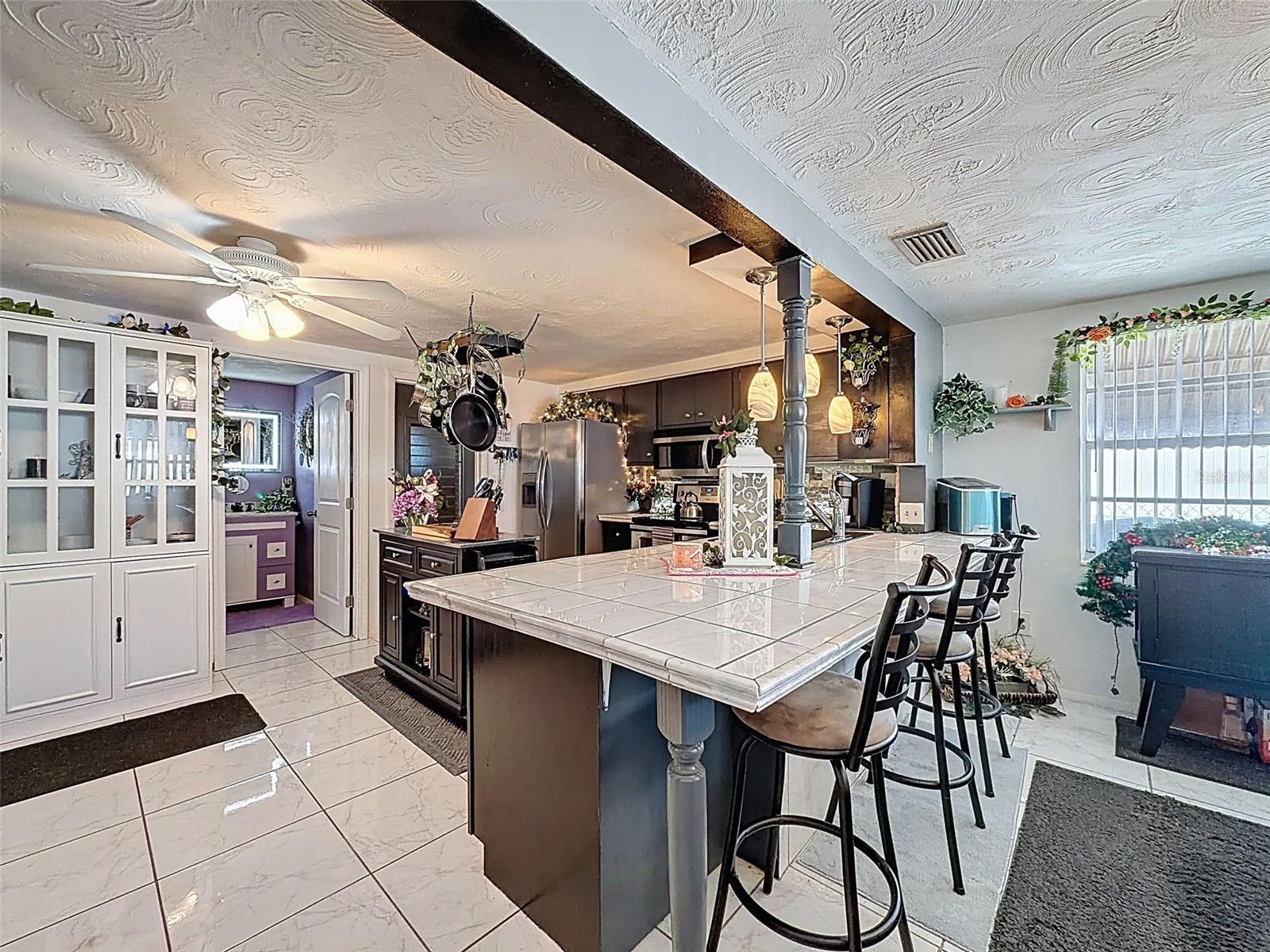 ALOHA GARDENS - Residential