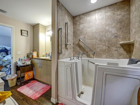 Tiny photo for 9714 SE 110th St Rd, Belleview, FL 34420 (MLS # OM721154)