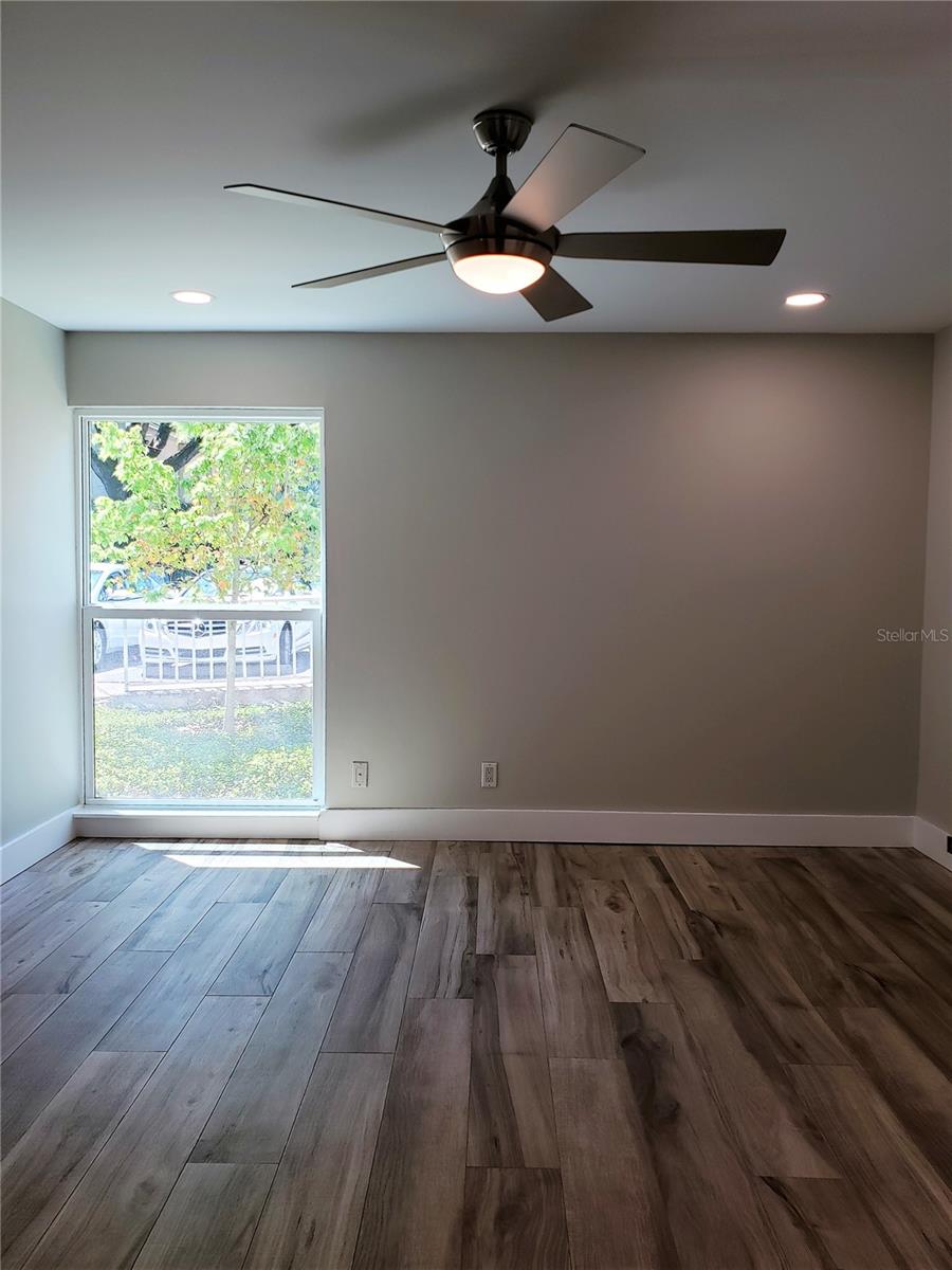 BAYSHORE TRACE CONDO - Residential