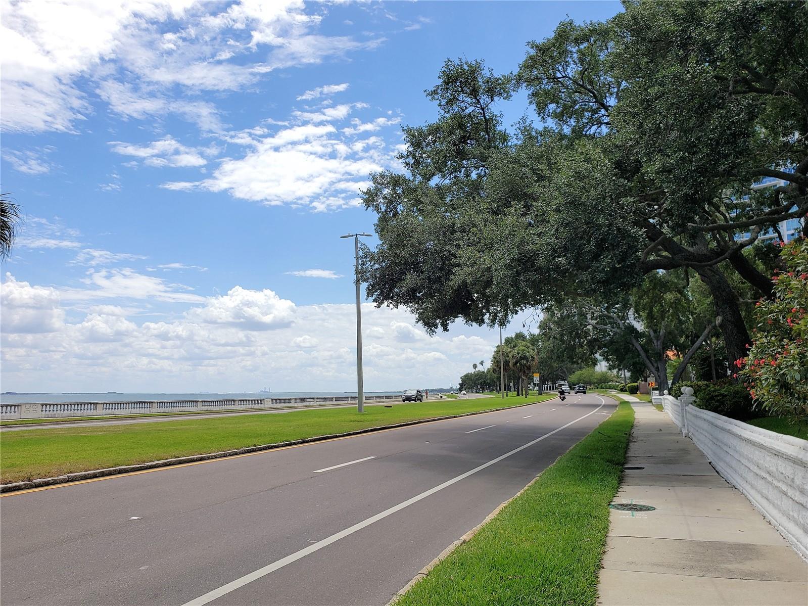 BAYSHORE TRACE CONDO - Residential