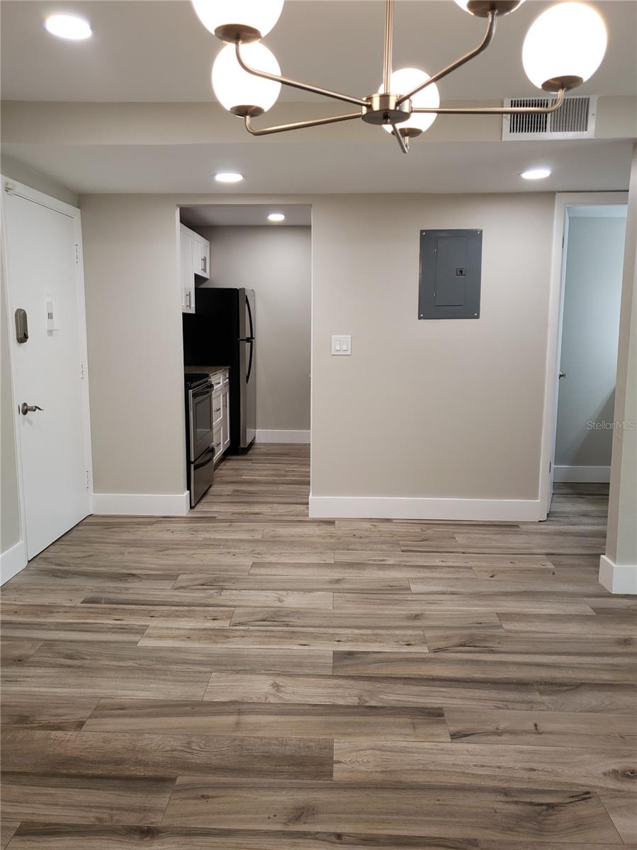 BAYSHORE TRACE CONDO - Residential