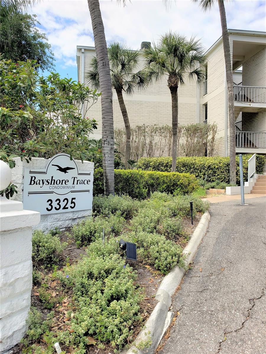 BAYSHORE TRACE CONDO - Residential