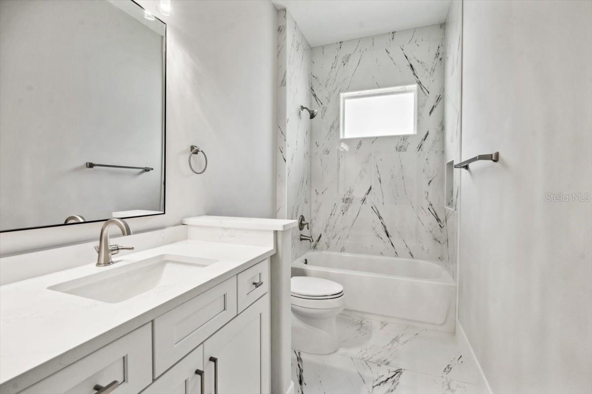 PALM COAST/EASTHAMPTON SEC 34 - Residential Income
