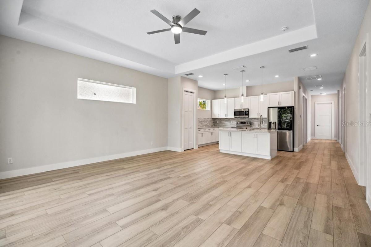 PALM COAST/EASTHAMPTON SEC 34 - Residential Income