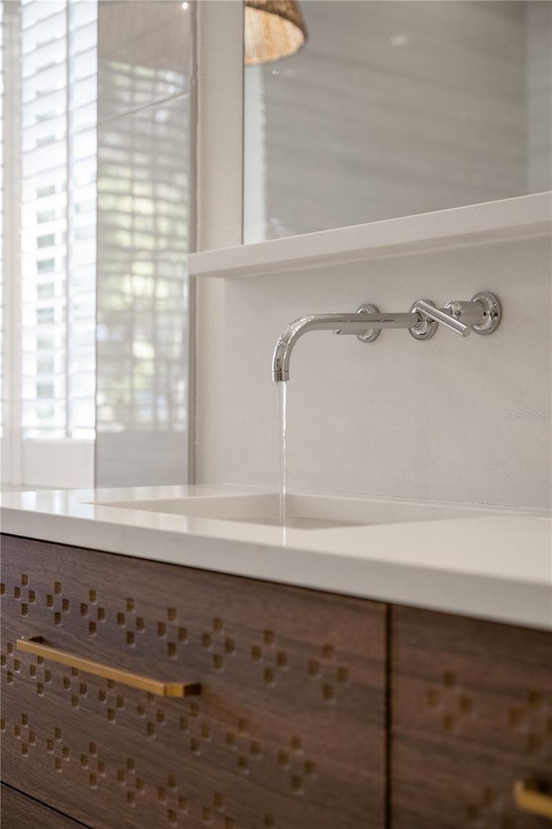 KEENES POINTE - Residential