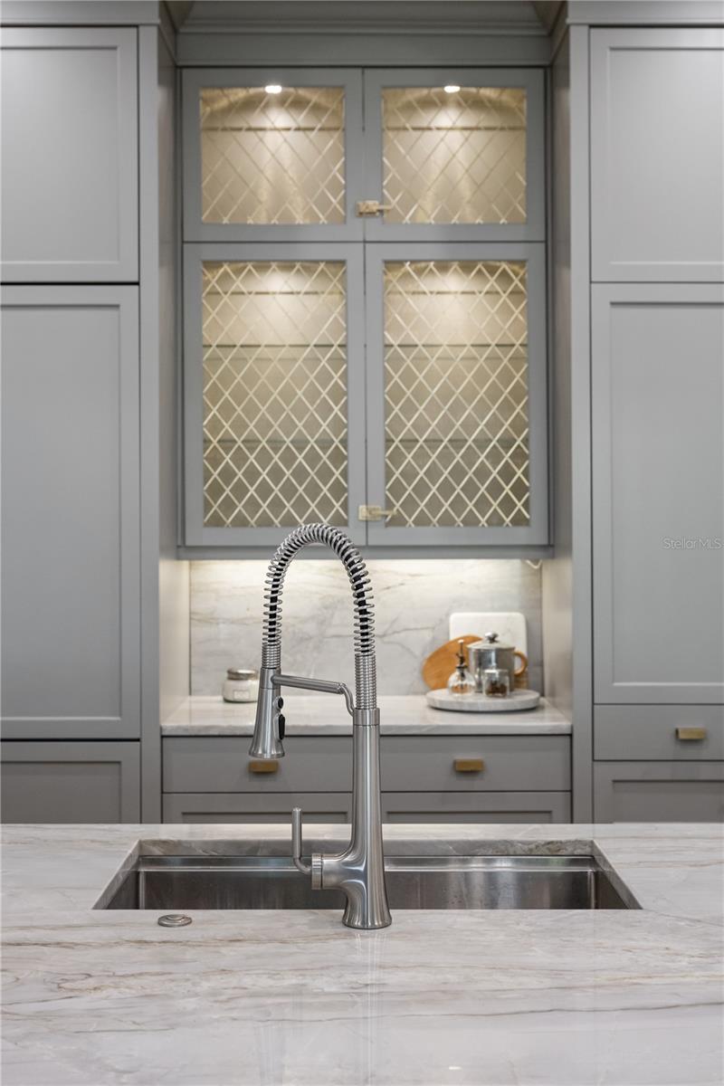 KEENES POINTE - Residential