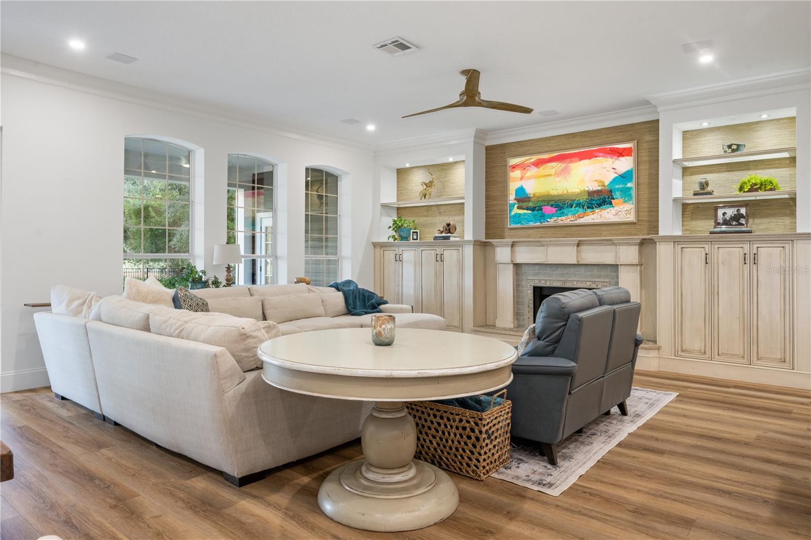 6047 BLAKEFORD DRIVE