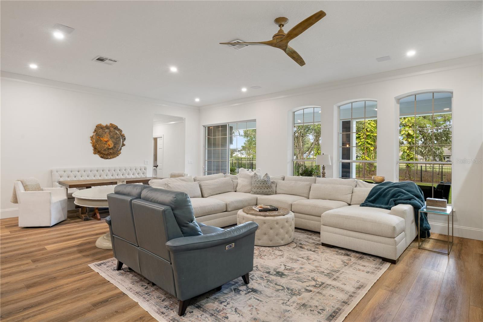 6047 BLAKEFORD DRIVE