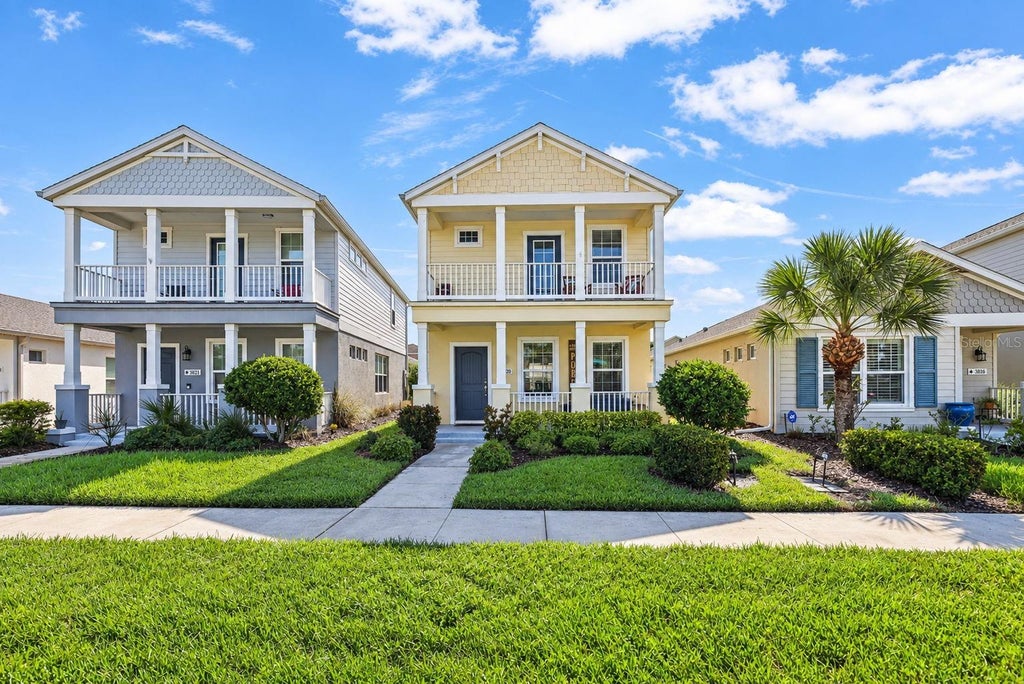 Photo of 3820 Shimmering Oaks Drive, Parrish, FL 34219 (MLS # TB8548486)