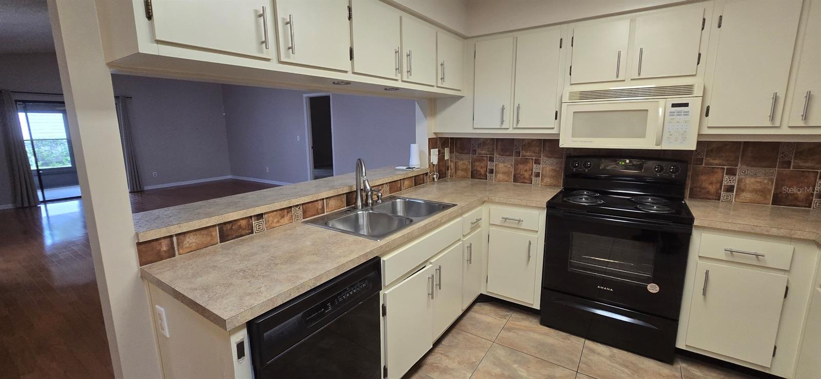 DARBY DOWNS - Residential Lease