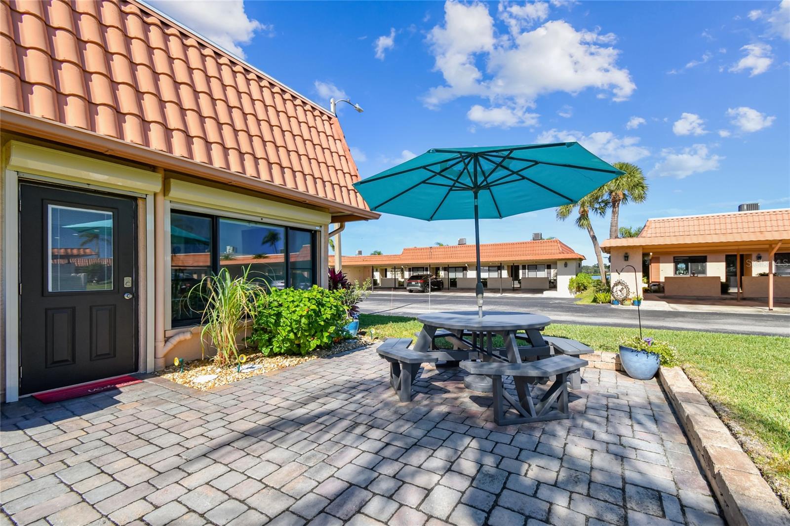 19029 US HIGHWAY 19 N 27A