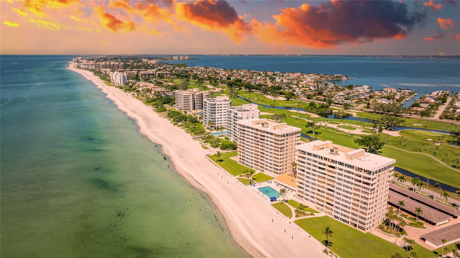 LONGBOAT KEY TOWERS - Residential