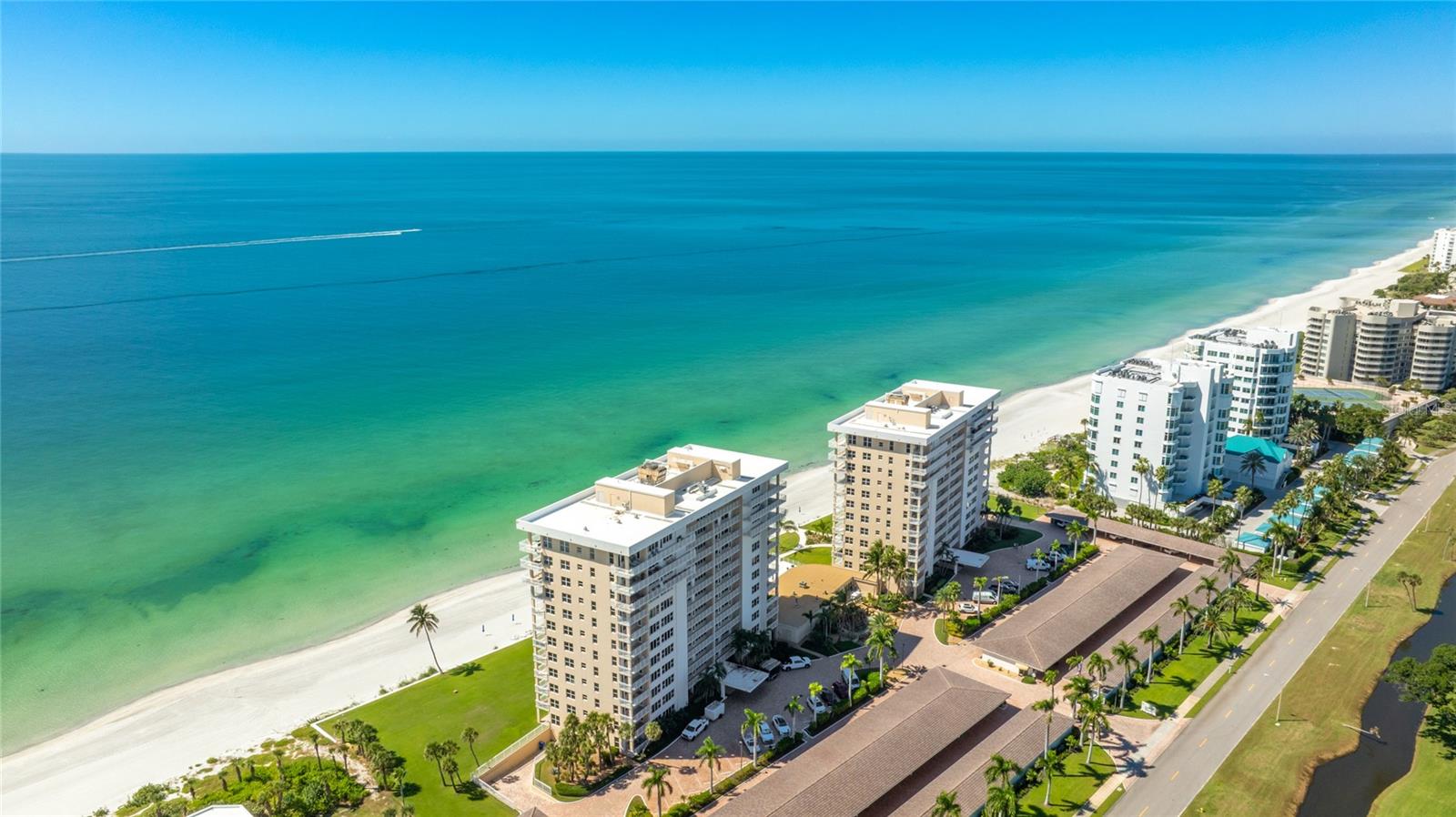 LONGBOAT KEY TOWERS - Residential