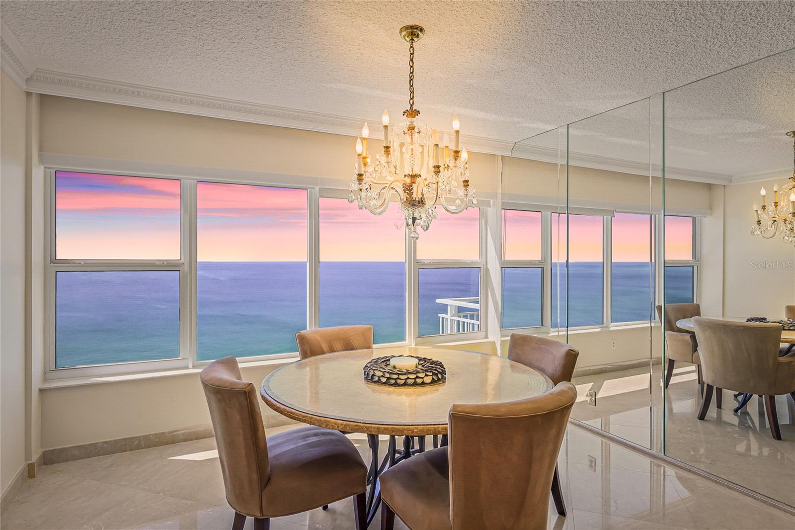 LONGBOAT KEY TOWERS - Residential