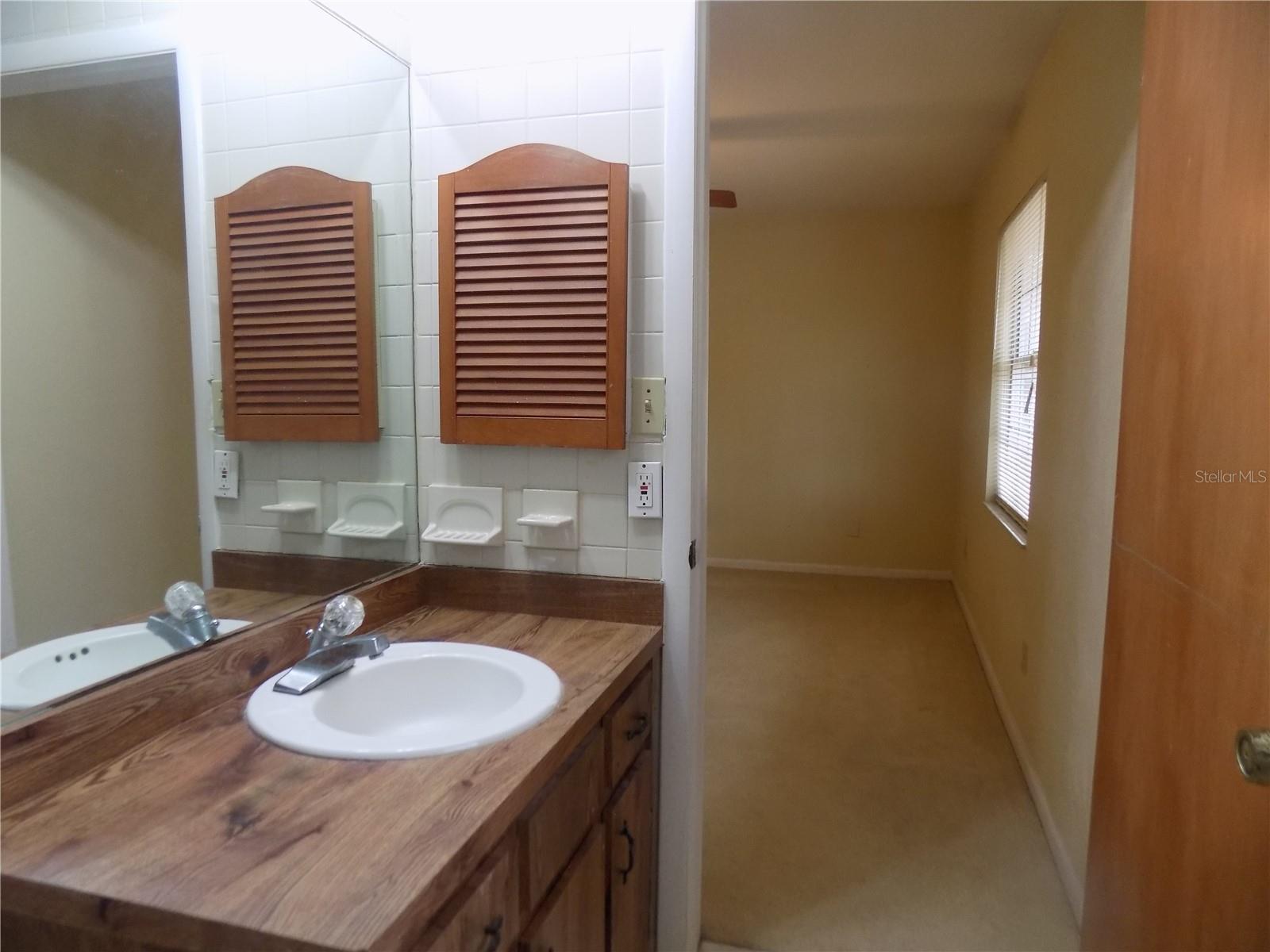 RUSTLEWOOD - Residential