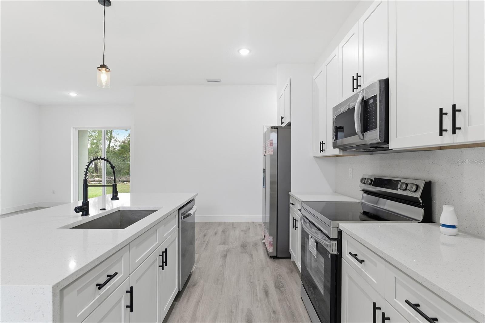 MARION OAKS - Residential