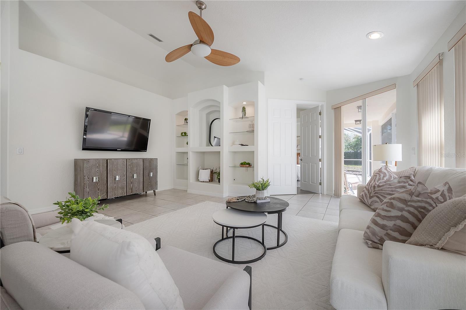 THE VILLAS AT BLOOMINGDALE - Residential