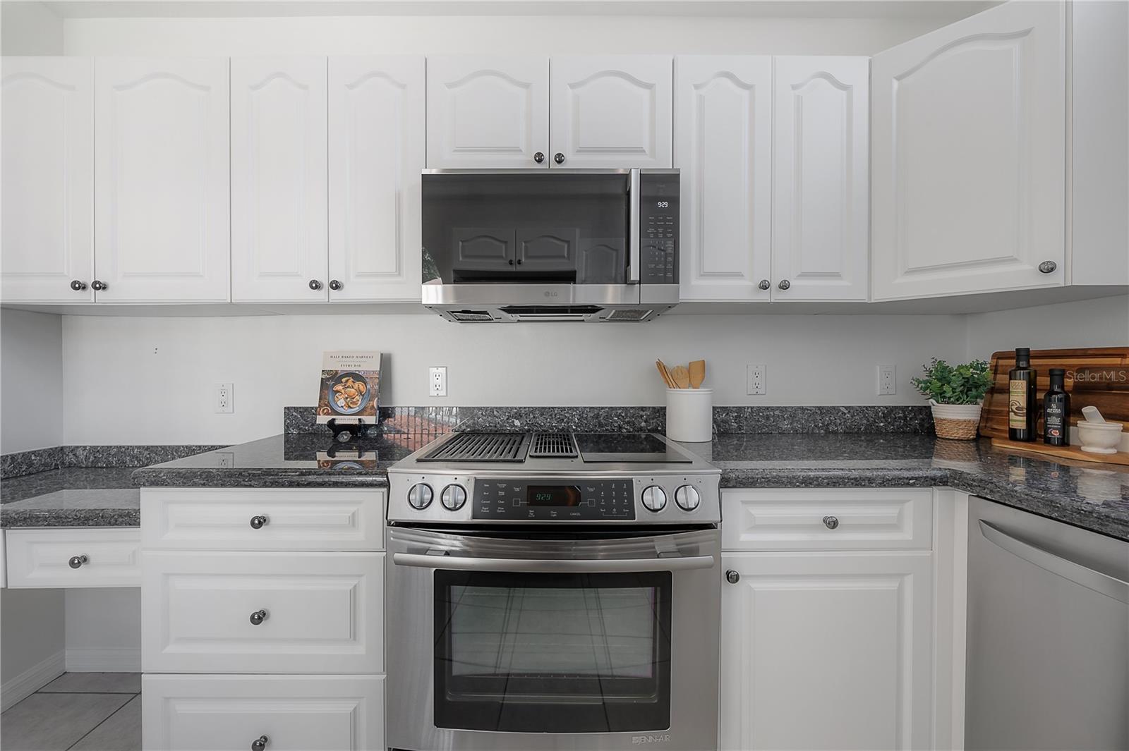 THE VILLAS AT BLOOMINGDALE - Residential