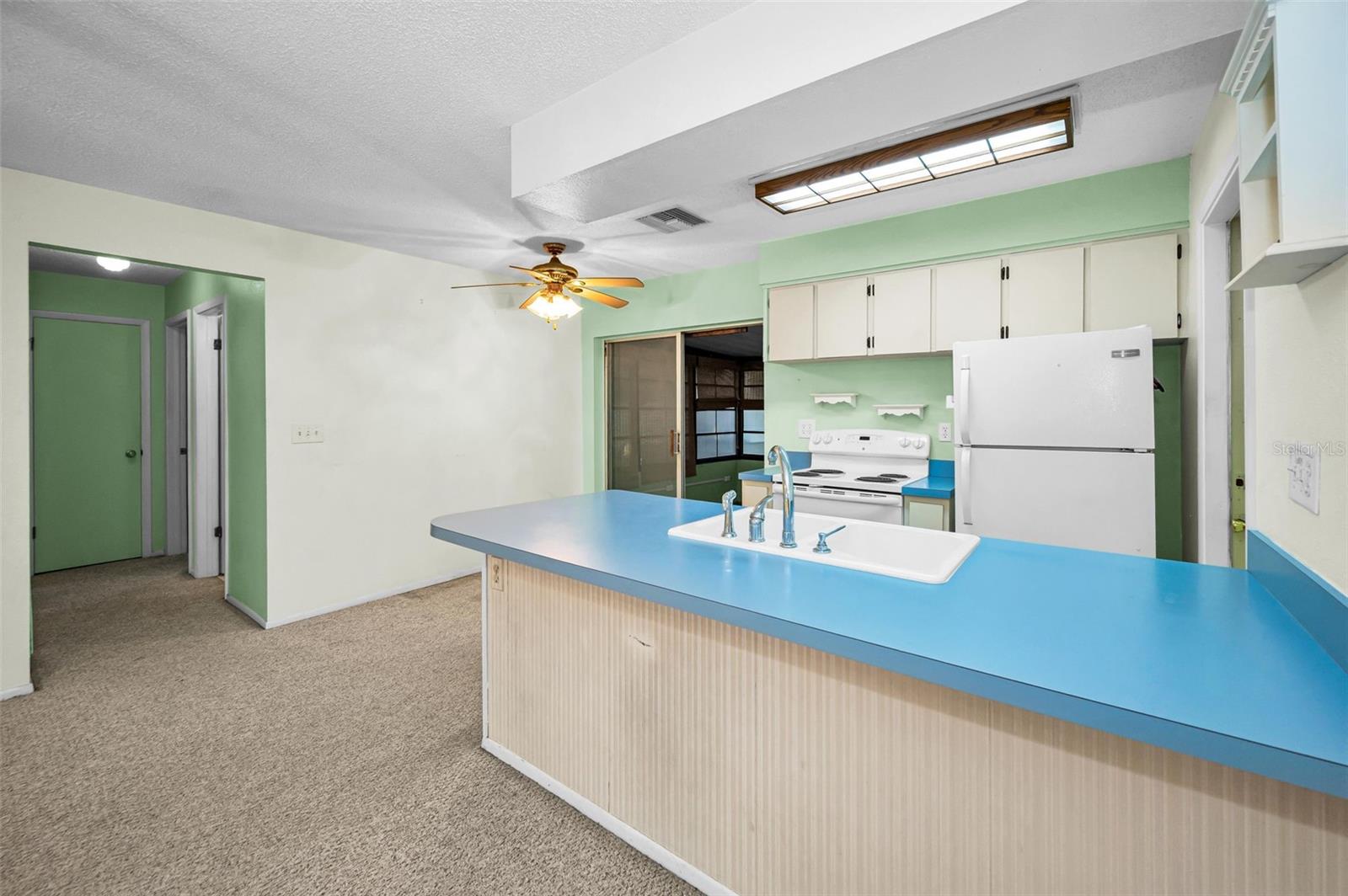 SPRING HILL - Residential