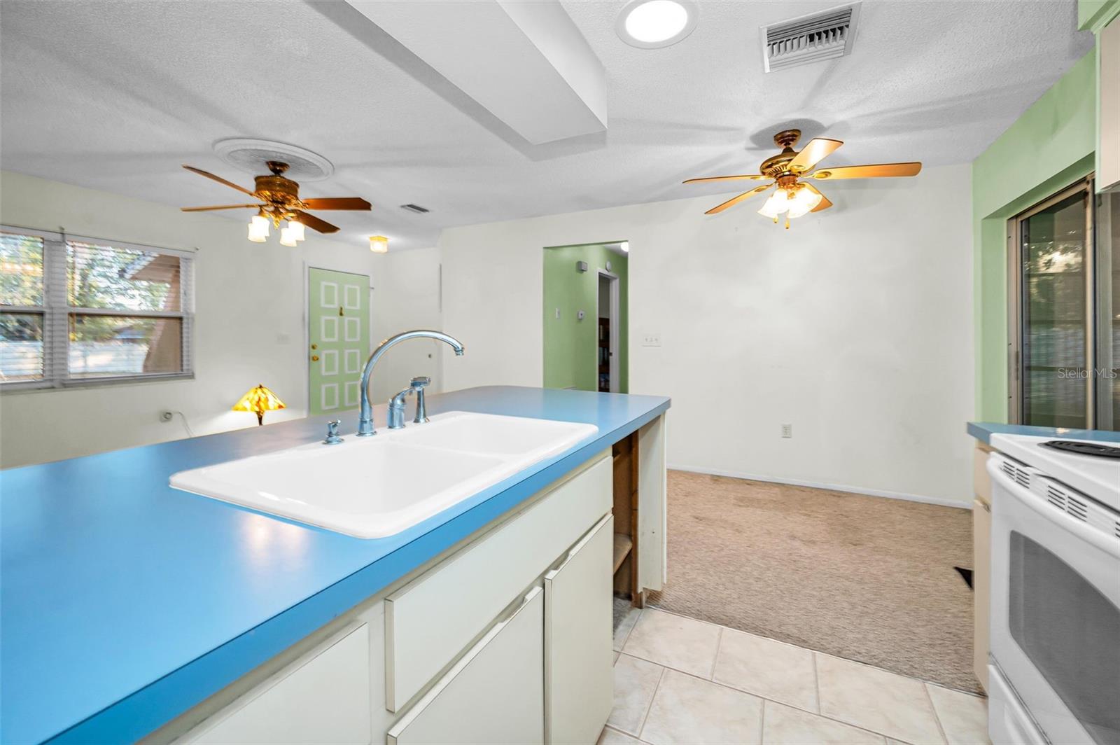 SPRING HILL - Residential