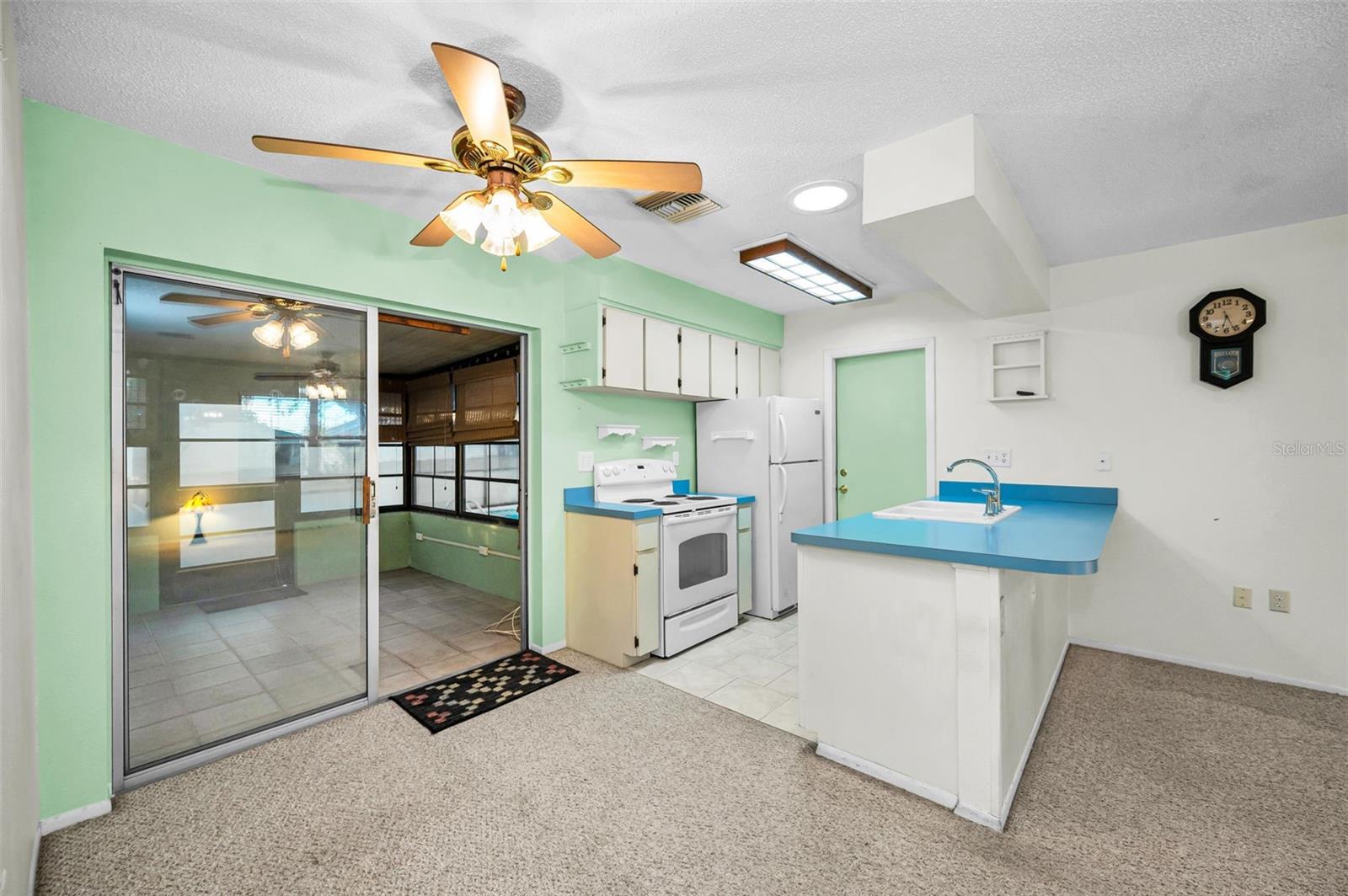 SPRING HILL - Residential