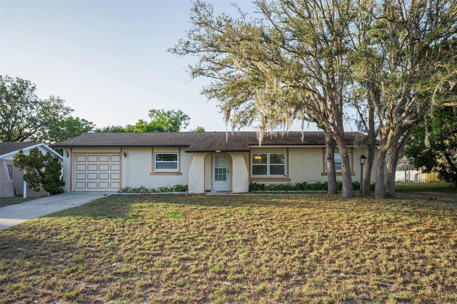 SPRING HILL - Residential