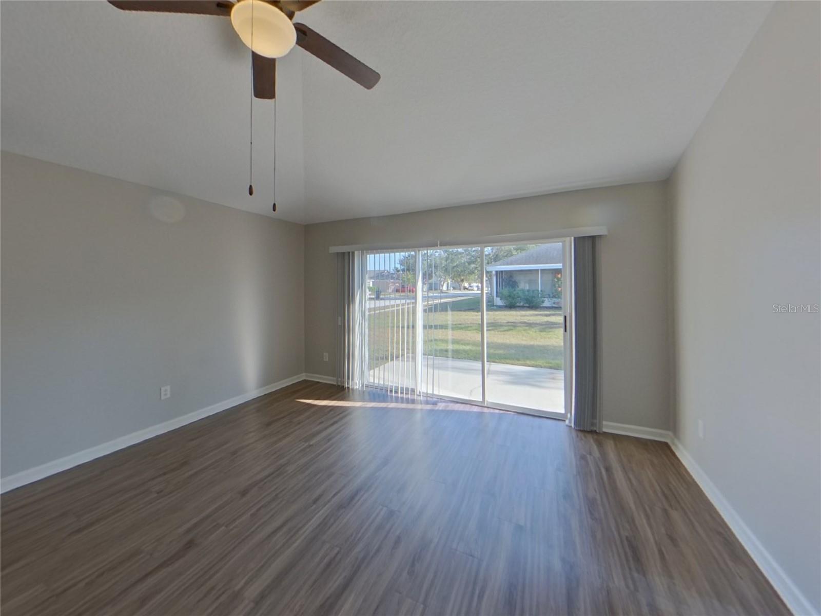 SOUTH COVE PH 1 - Residential Lease