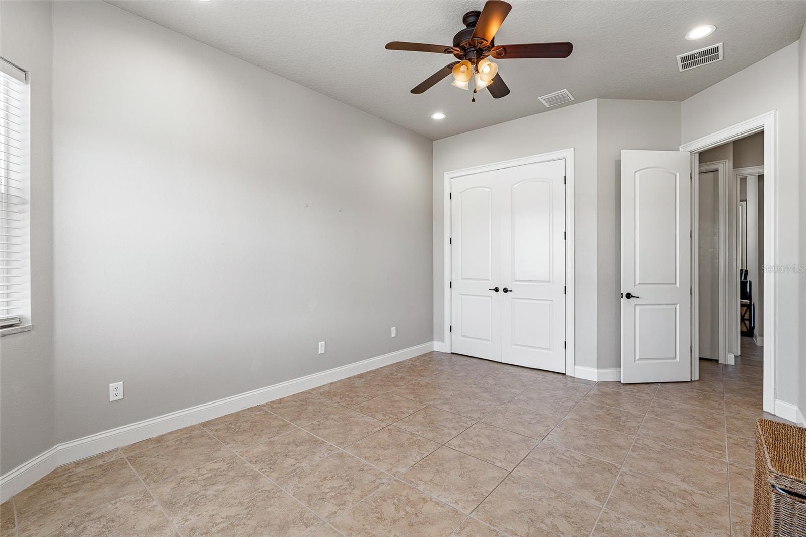 EAGLE LAKES PH I SEC I - Residential