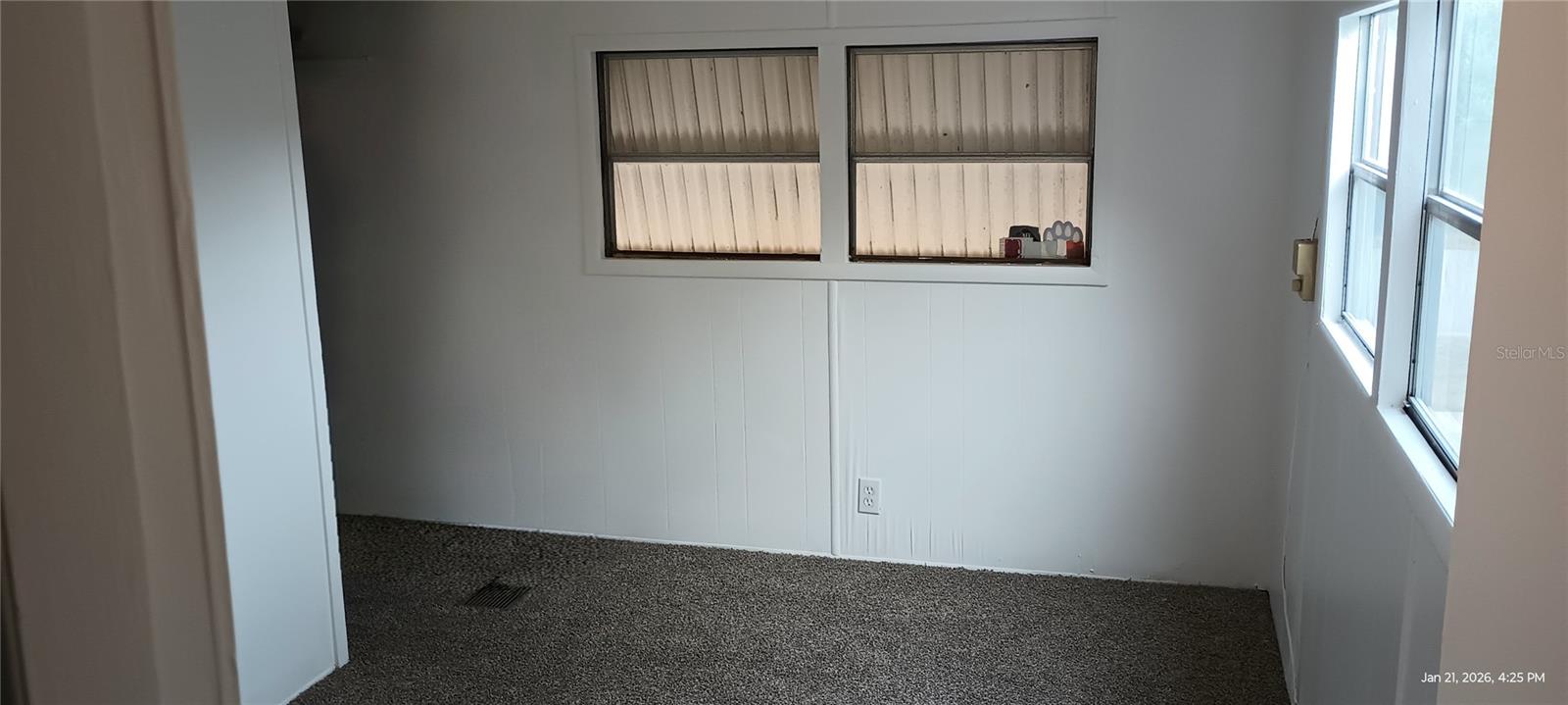 COMMONWEALTH MOBILE ESTATES - Residential