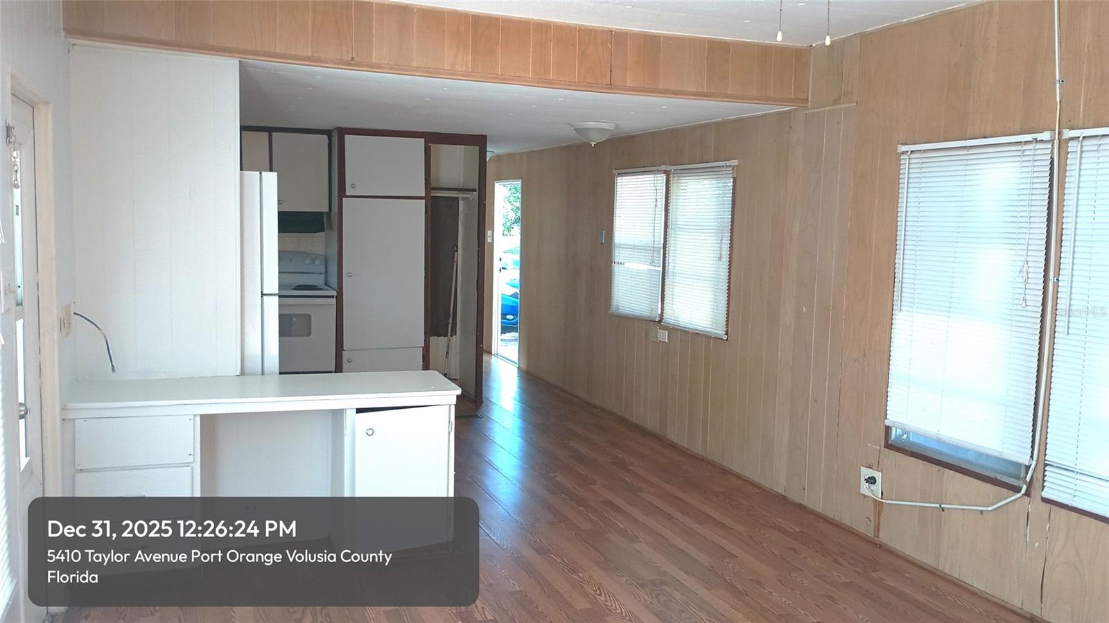 COMMONWEALTH MOBILE ESTATES - Residential