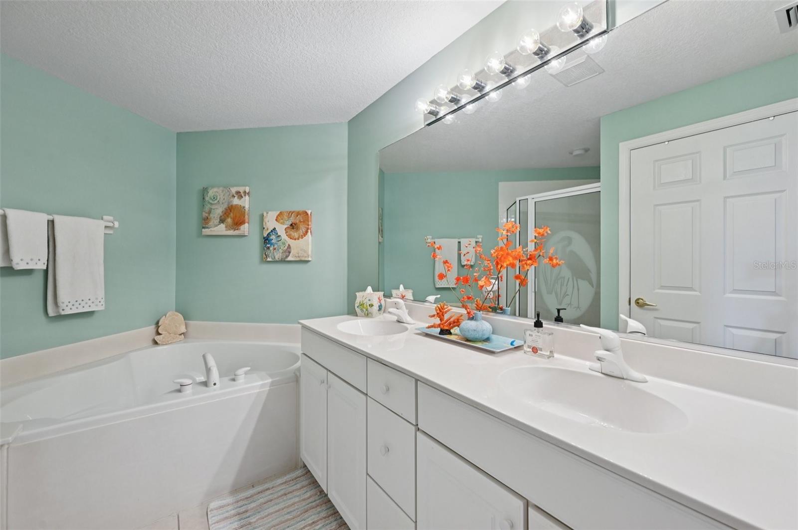 ARIELLE ON PALMER RANCH - Residential Lease