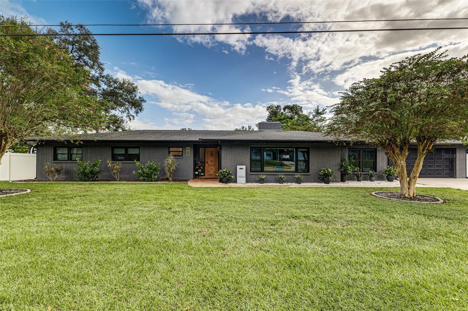 WILLIAMSBURG ESTATES - Residential