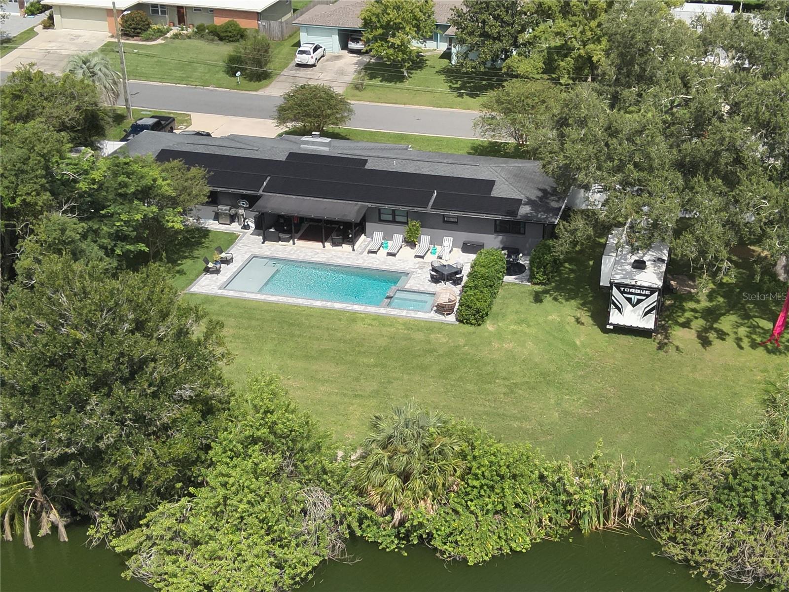 WILLIAMSBURG ESTATES - Residential