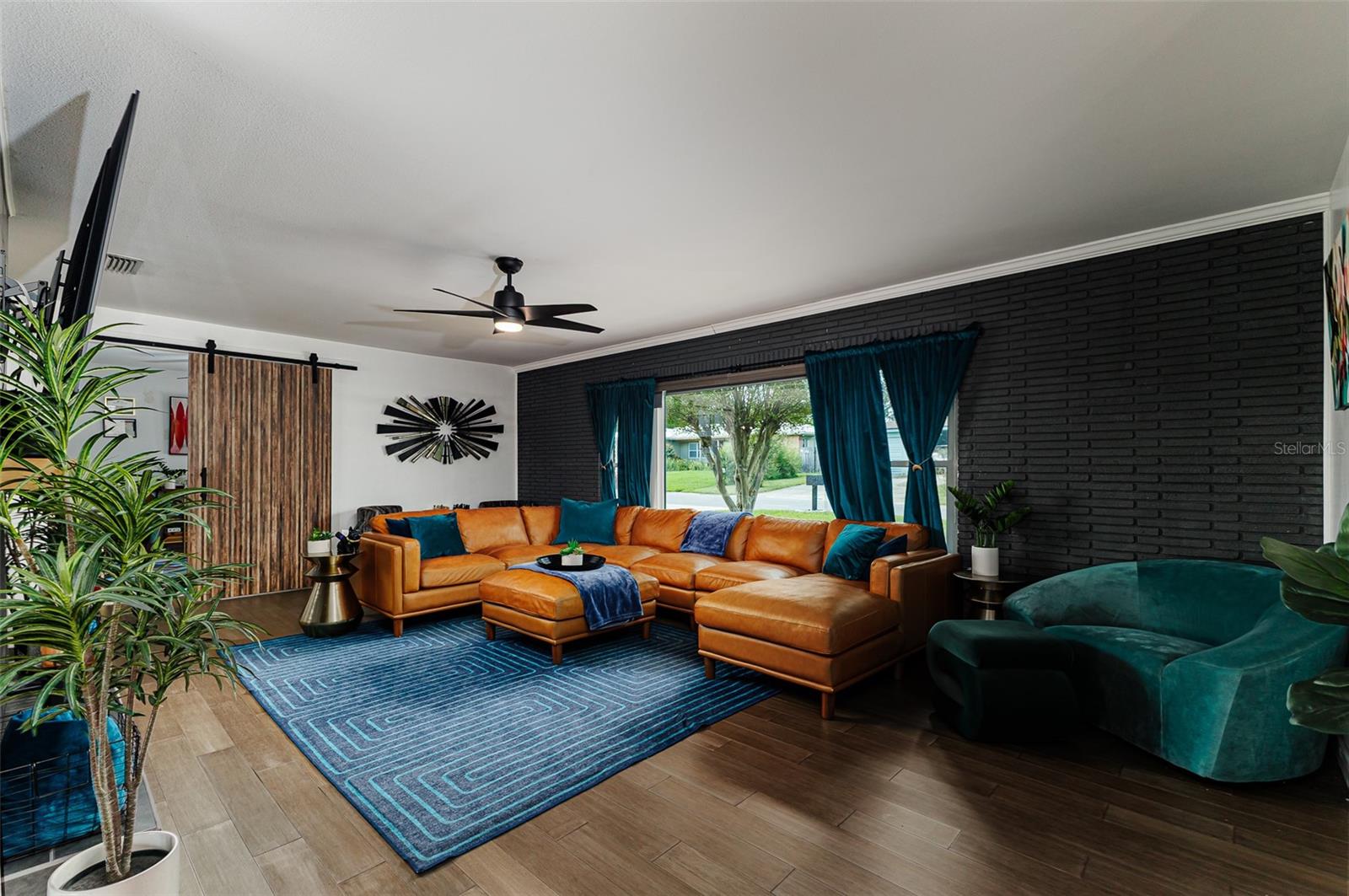 WILLIAMSBURG ESTATES - Residential